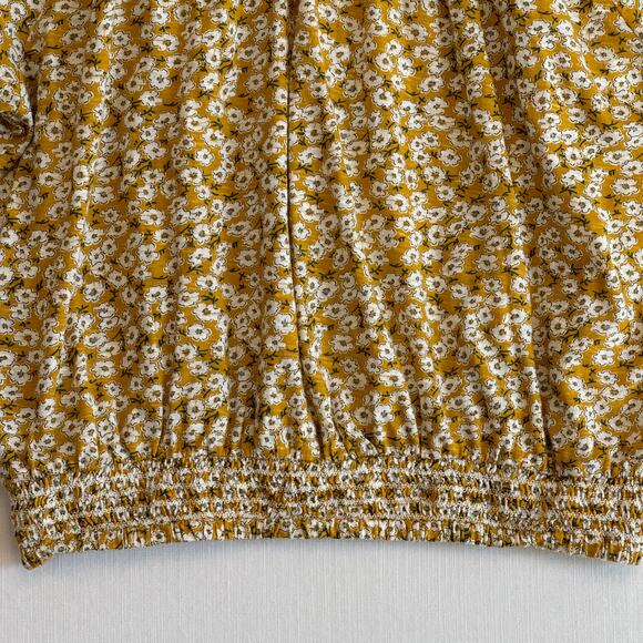 LUCKY BRAND Short Sleeve Tie Front Peasant Top Women's Sz S Yellow Ditsy Floral - Picture 10 of 15